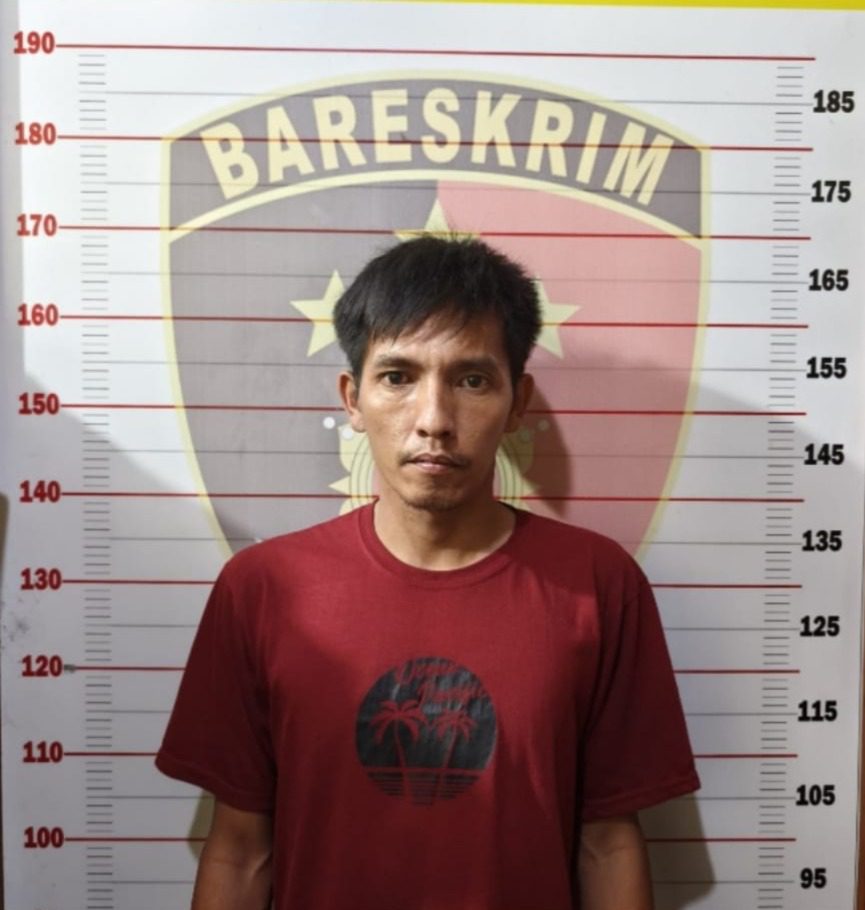 Tersangka diamankan di Polsek Baturaja Timur. Foto: istimewa