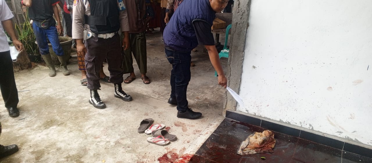 Polisi melakukan olah TKP. Foto: Pilres OKU