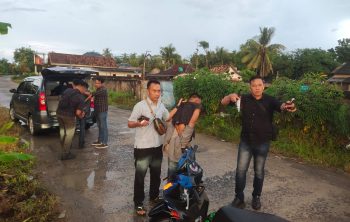Kedua pelaku diamankan polisi. Foto: istimewa