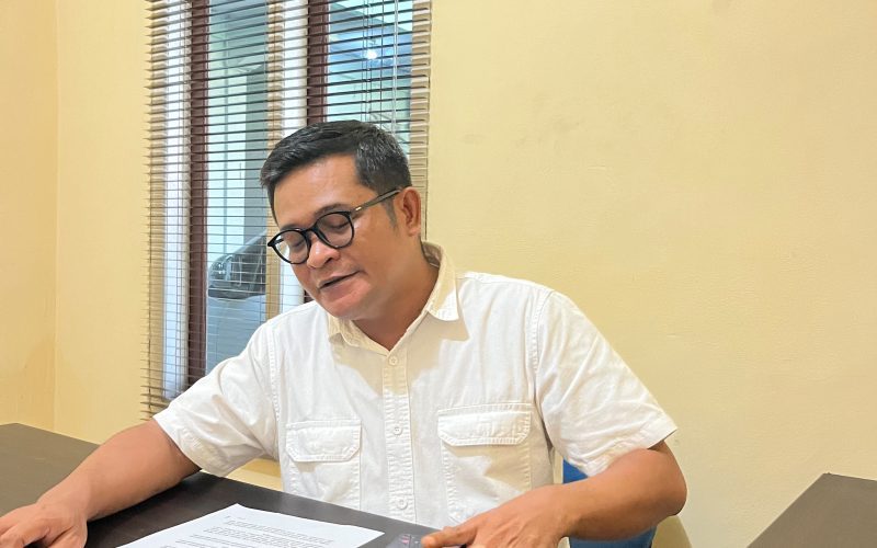 Saiful Mizan, S.H,. M.H saat memberikan keterangan pers kepada awak media. Foto: istimewa